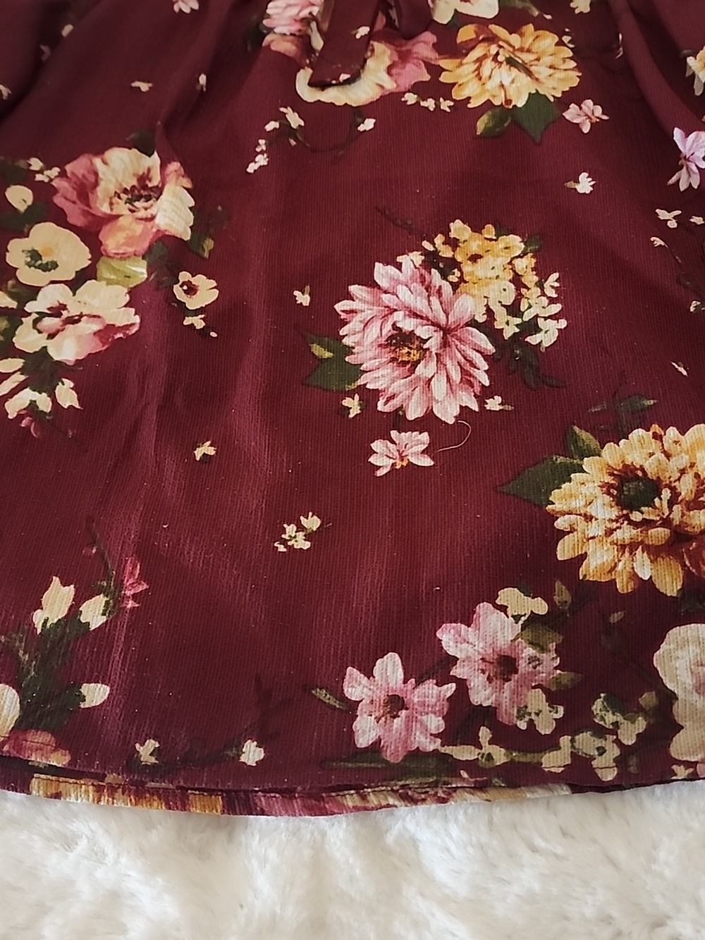 Mine Women's Burgundy Floral Chiffon Tie-Neck Blouse Top Size M Long Sleeves - Picture 8 of 13